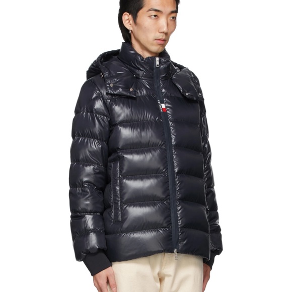 MONCLER
Navy Down Jacket. Size 4 (XL) - Picture 5 of 8
